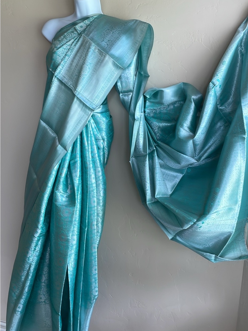 Elegant Aqua Blue saree